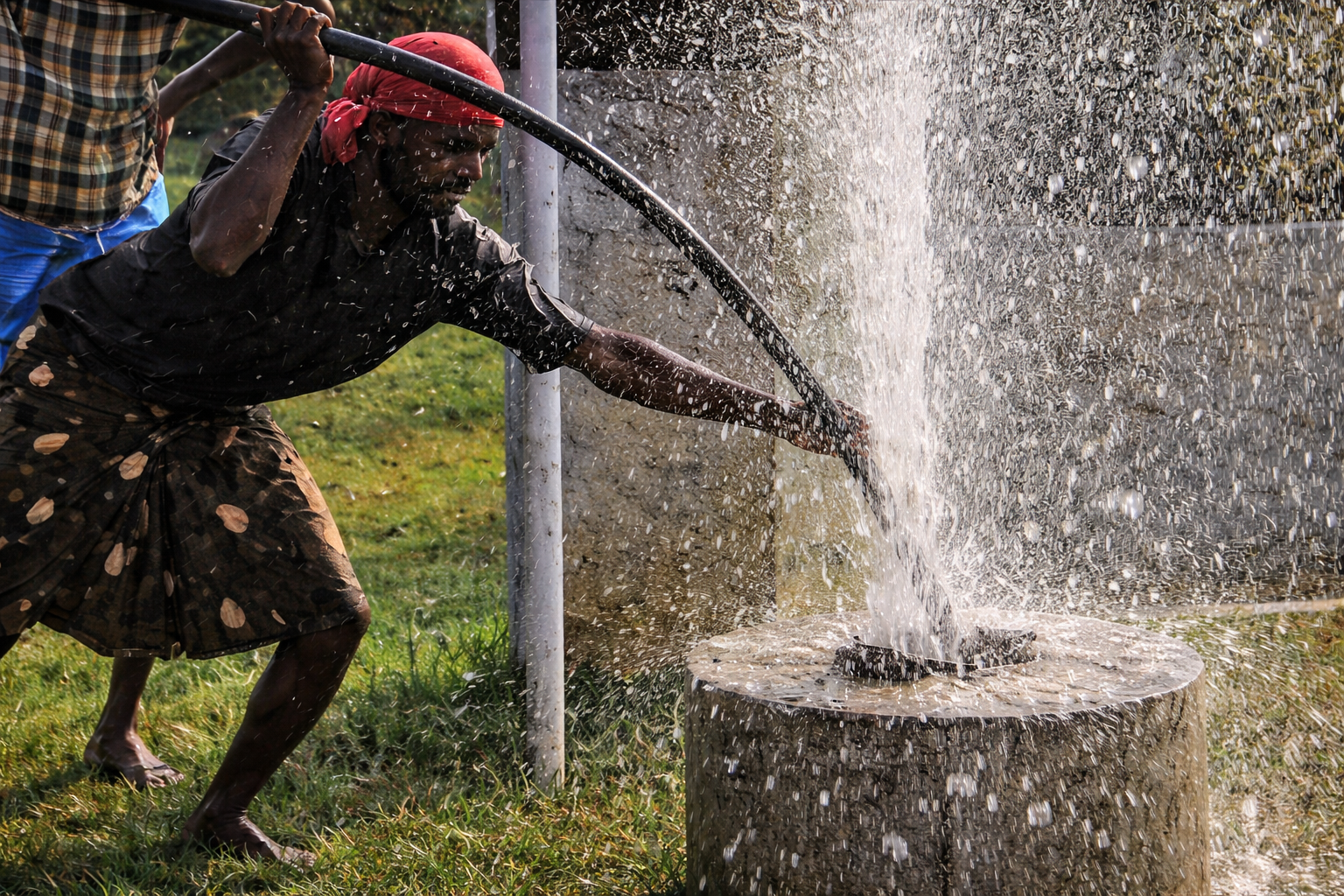 BOREWELL ( YELLOW WATER ) CLEANING
