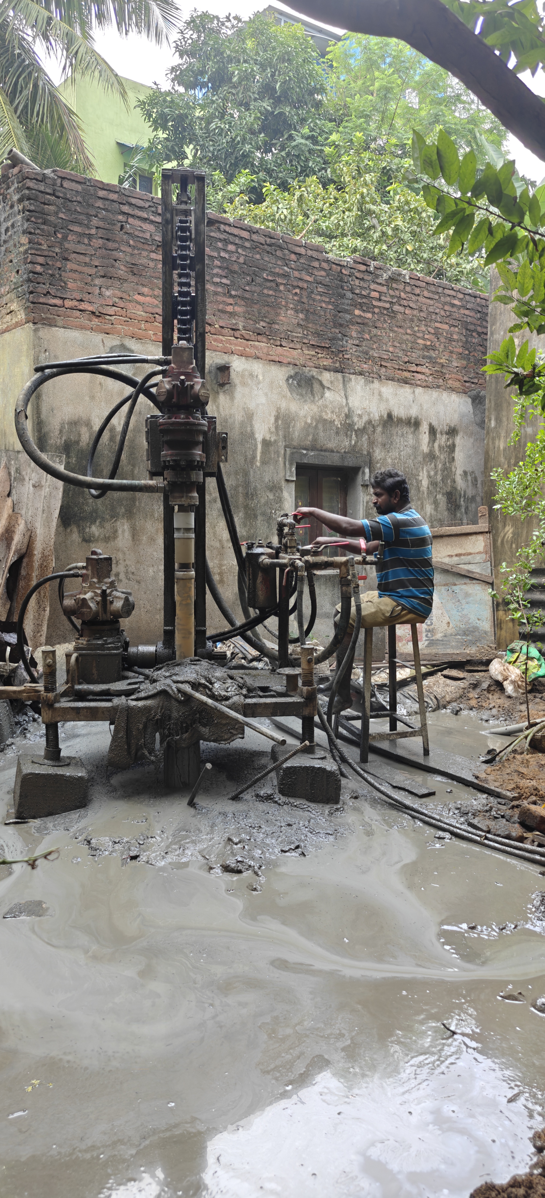 BOREWELL WATER YIELD TEST